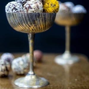 Βίγκαν Ωμές Μπουκιές Μπράουνι Τρούφας 2 Vegan Raw Brownie Truffle Bites