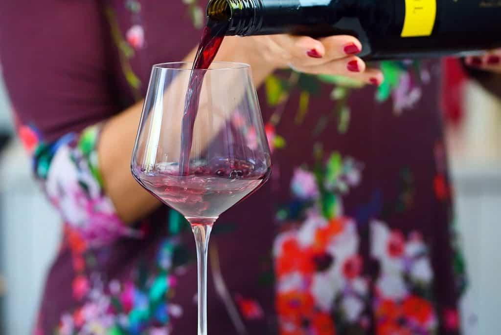 Βιετναμέζικο Στιφάδο Μοσχάρι 8 Ένα ποτήρι Shiraz ταιριάζει υπέροχα με το μοσχαράκι κοκκινιστό