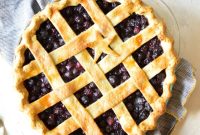 Irresistible Gluten-Free Blueberry Pie