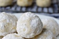 Irresistibly Gluten Free Snowball Cookies