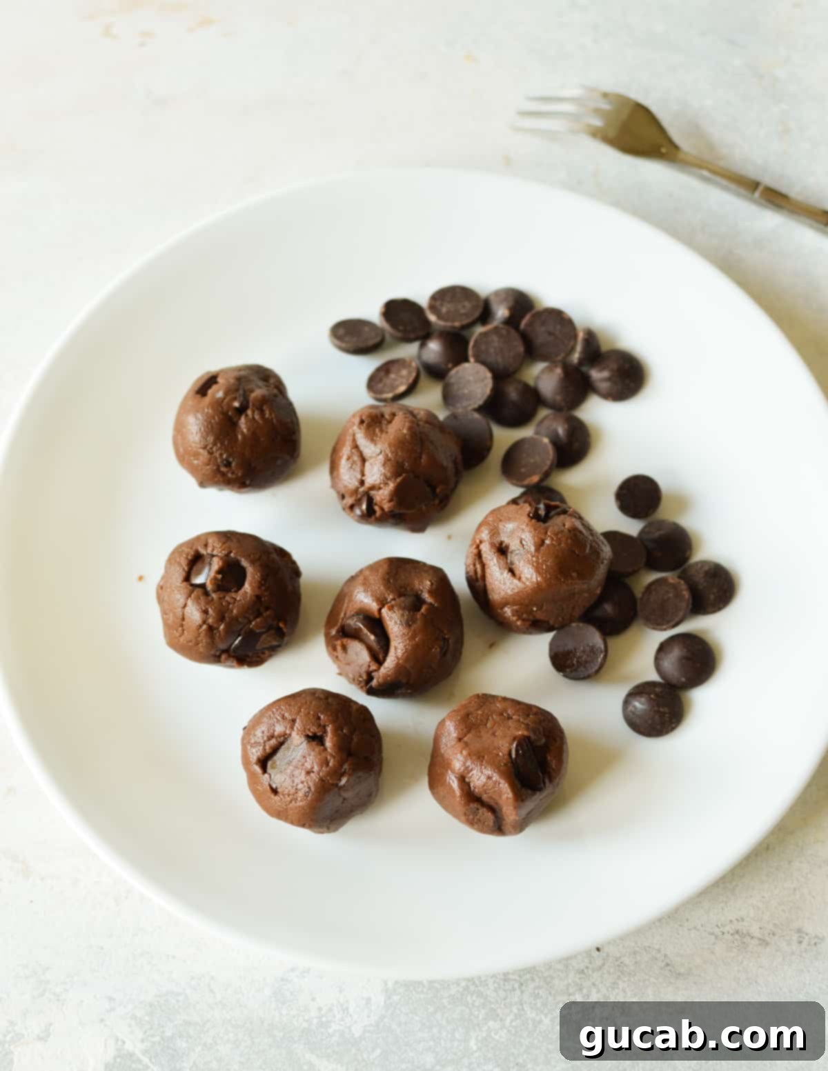 Chocolate Protein Cookie Dough 8 balls of chocolate cookie dough