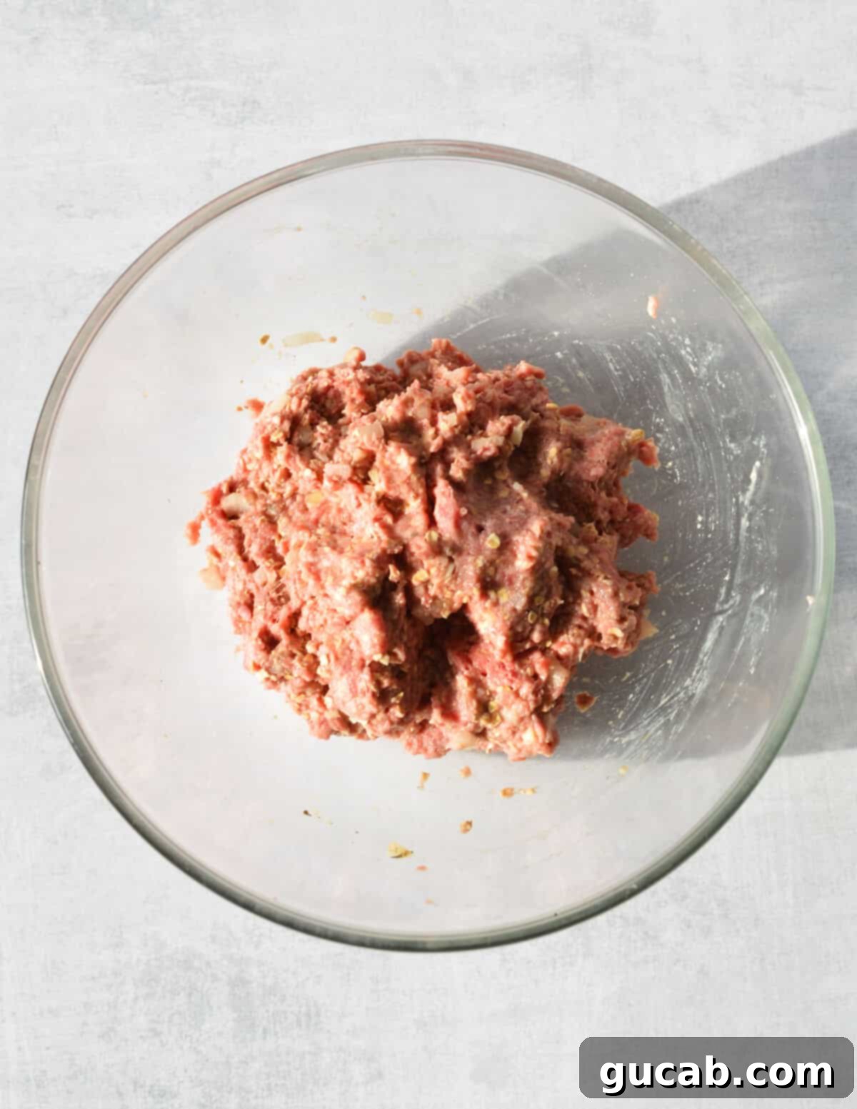 a bowl of mixed ground beef in a bowl. 
