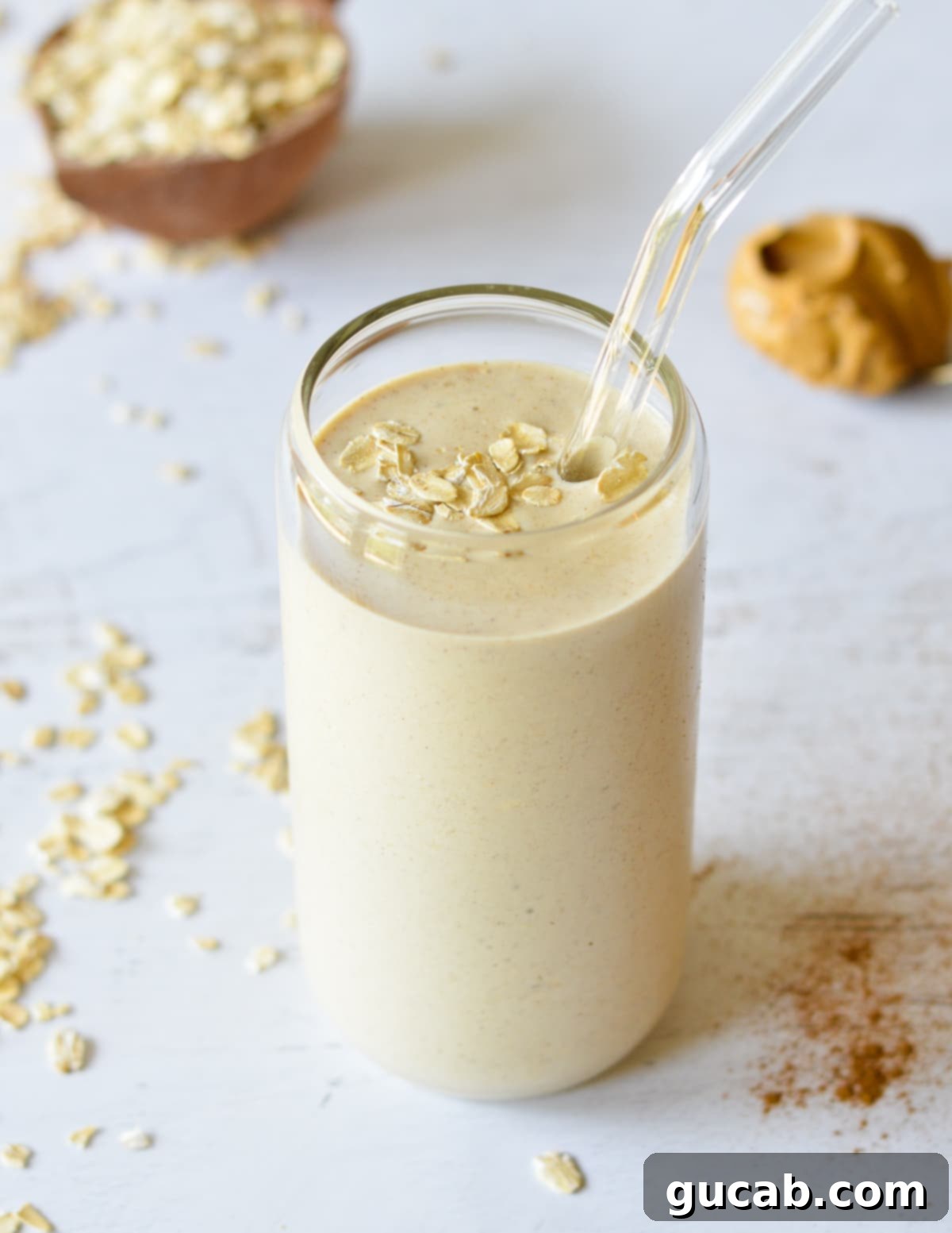 17 Delicious Frozen Banana Treats 11 oatmeal smoothie in a glass.