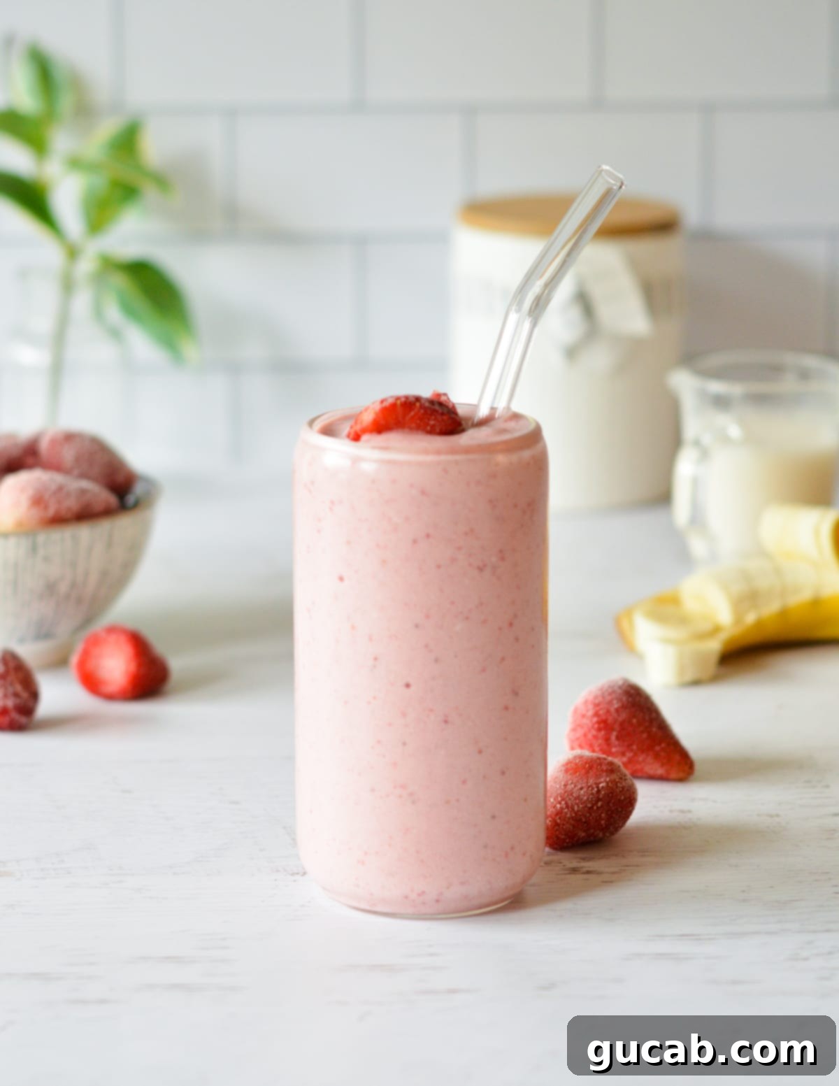 strawberry cottage cheese smoothie.